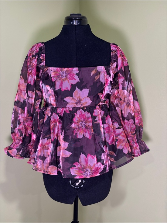 Thirty Thirty Tops - Floral Square-Neck Peplum Blouse in Pink